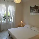 Du Midi Appartement Cannes